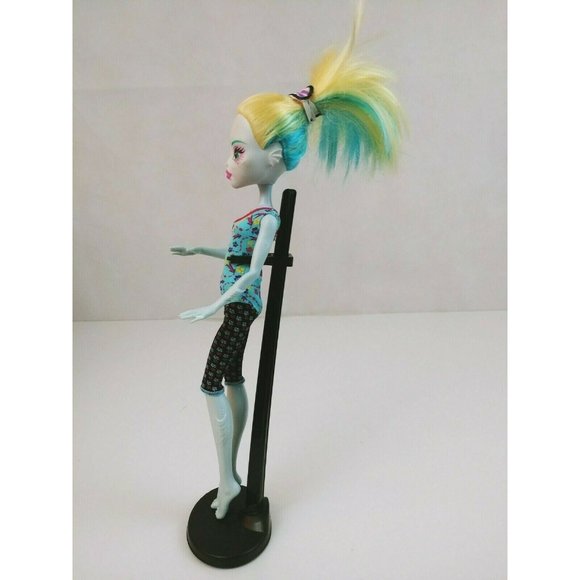 Monster High 11" Lagoona Blue Beach Party Doll - Picture 4 of 6